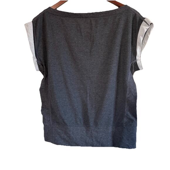 Women's Nike Gray Running Dri-Fit Sleeveless Shirt Size Small - Picture 2 of 13